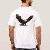 Realistic Flying Eagle – Bold Wildlife T-Shirt Des (Achterkant)