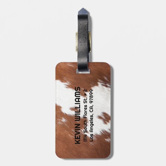 Realistisch bruin en wit koeienhuid textuur monogr bagagelabel (Achterkant verticaal)