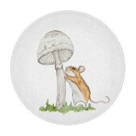 Realistisch een grappige veldmuis en paddenstoel snijplank