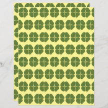 Realistisch Shamrocks Patroon op Geel Scrapbook