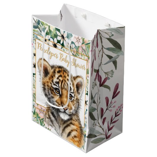 Realistisch Tiger Cub Genderneutraal Baby shower Medium Cadeauzakje (Voorkant Gekanteld)