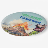 Realistische dinosaurussen en vulkaan aangepaste n papieren bordje (Gekanteld)