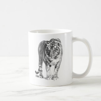 Realistische hand Drawn Bengal Tiger met schaduwen Koffiemok