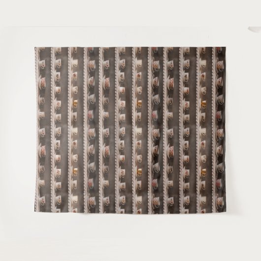 Realistische koffie-theekopjes op planken leuk pat wandkleed (Voorkant (horizontaal))