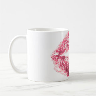 Realistische roze lippen, geïsoleerde kus koffiemok