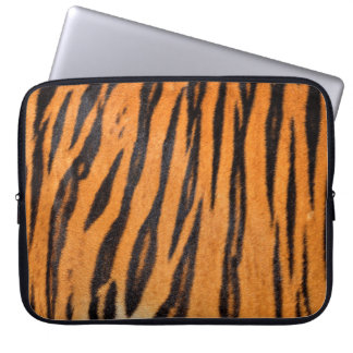 Realistische tijgerhuid textuur. laptop sleeve