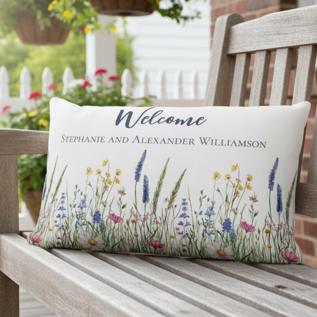 Realtor Closing Gift Wildflower Welcome Pillow Kussen (Wildflower personalized porch welcome pillow)