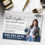 Realtor Marketing Logo Real Estate Farming Mailer Briefkaart<br><div class="desc">Verbeter uw vastgoedmarketinginspanningen met dit elegante briefkaart van marineblauwe landbouwmailer, ontworpen om de aandacht te trekken en geloofwaardigheid in uw buurt op te bouwen. De verfijnde marineblauwe achtergrond in combinatie met aanpasbare functies, zoals het uploaden van uw logo en foto, zorgt ervoor dat uw bericht zowel persoonlijk als professioneel is....</div>