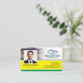 Realtor, vastgoedbelegger, met een headshot visitekaartje (Staand voorkant)