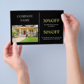 Realtor voor renovatieopbouw voor Home Remodeling Flyer (Hand)