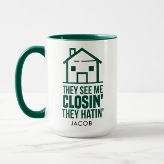 Realtor ze zien me het sluiten van de naam van de  mok
