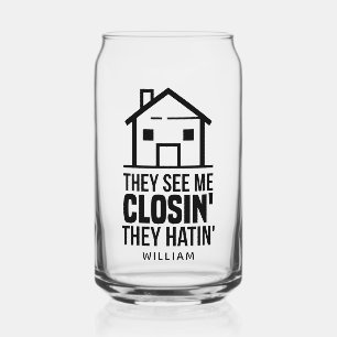 Realtor ze zien mij als het sluiten van een echte  blikvorm glas