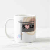 Realtors Mok VERKOCHTE Sign. (Links)