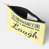 Reason to laugh green yellow etui (Open)