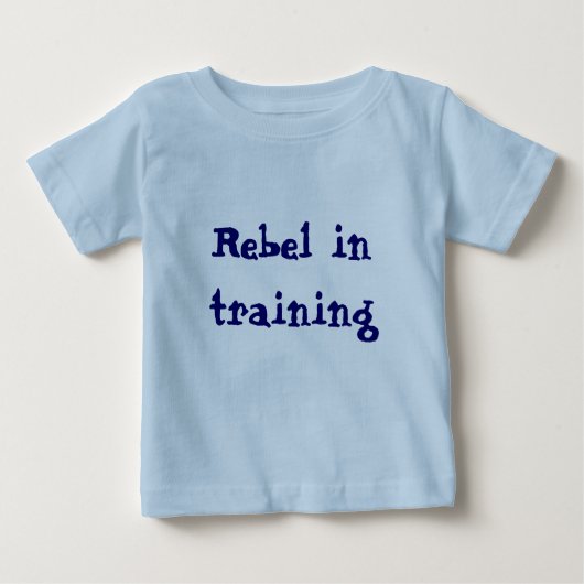 Rebel in trainingshirt (Voorkant)