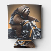 Rebel Sloth: Een met leer beklede luiaard die op e Blikjeskoeler (Achterkant)