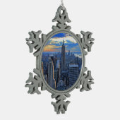 Recente middagNYC Horizon als Tin Sneeuwvlok Ornament (Links)