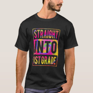 Recht naar 1e gekleurde kleurstof naar school t-shirt