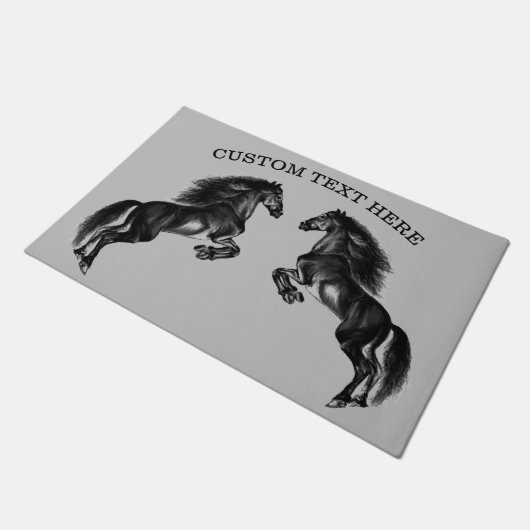 Rechtop zwart wild paard deurmat met aangepaste te (Schuin)