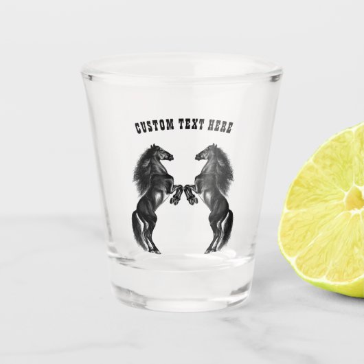 Rechtopstaande paard Shotglas met aangepaste tekst Shot Glas (Voorkant)