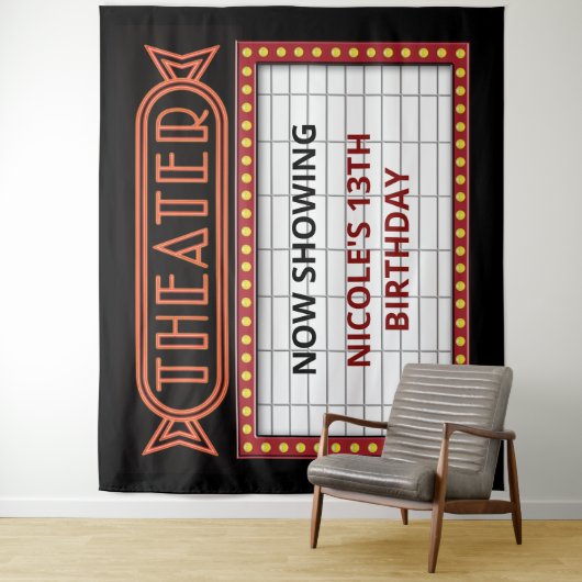 Reclamebord van een oud theater wandkleed (In situ)