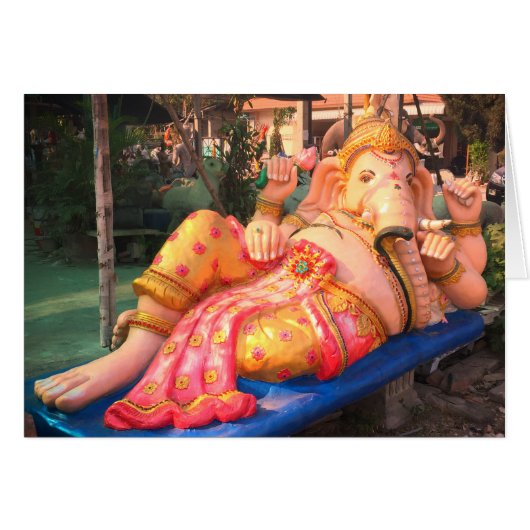 Reclining Ganesha Statue in Chiang Mai, Thailand (Voorkant Horizontaal)