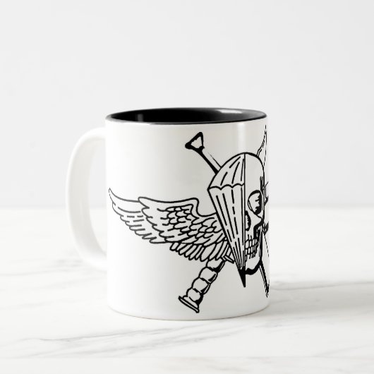 Recon Jack Tweekleurige Koffiemok (Voorkant links)