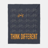 Recumbent Bike Cyclist denkt anders Fleece Deken (Voorkant)