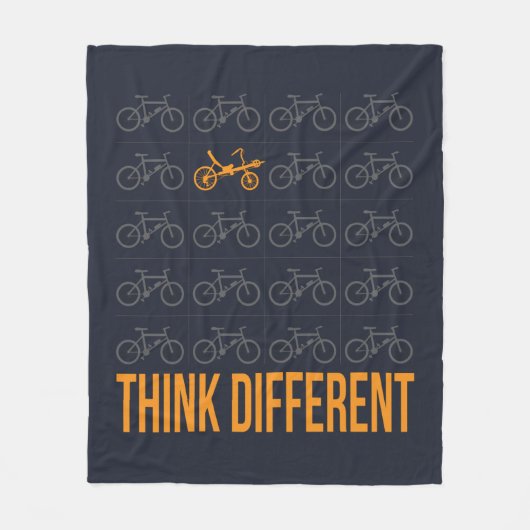Recumbent Bike Cyclist denkt anders Fleece Deken (Voorkant)