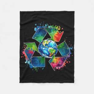 Recyclen symbool met aarde als ondersteuning voor  fleece deken