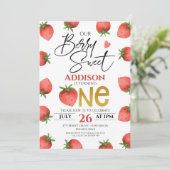 Red aardbery Berry Sweet First Birthday Kaart (Staand voorkant)