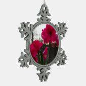 Red Amaryllis en Winter Sunrise Tin Sneeuwvlok Ornament (Links)