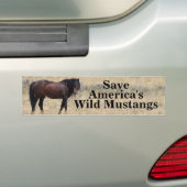 Red Amerika's Wild Mustangs Bumpersticker (Op auto)