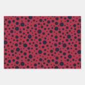 Red and black polka dots funny ladybug inpakpapier vel (Voorkant 2)
