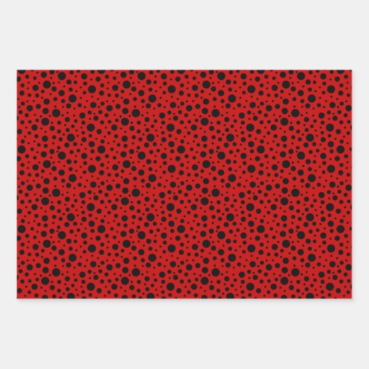 Red and black polka dots funny ladybug inpakpapier vel (Voorkant)