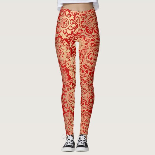 Red and Gold Boho Mandala Pattern Yoga Leggings (Voorkant)