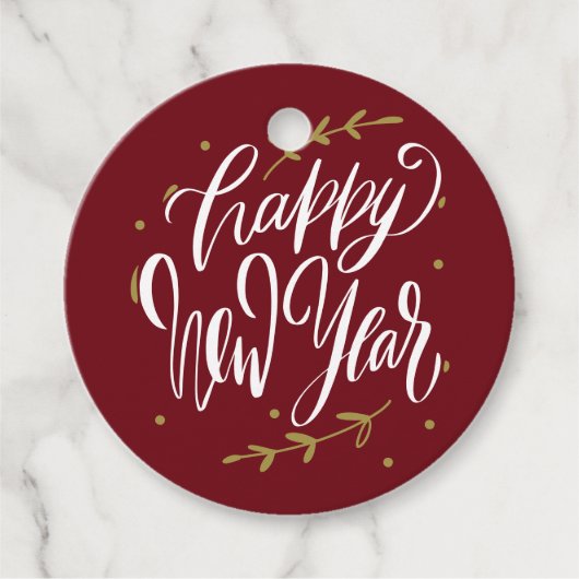 Red and Gold Happy New Year Calligraphy Wreath Bedankjes Labels (Voorkant)