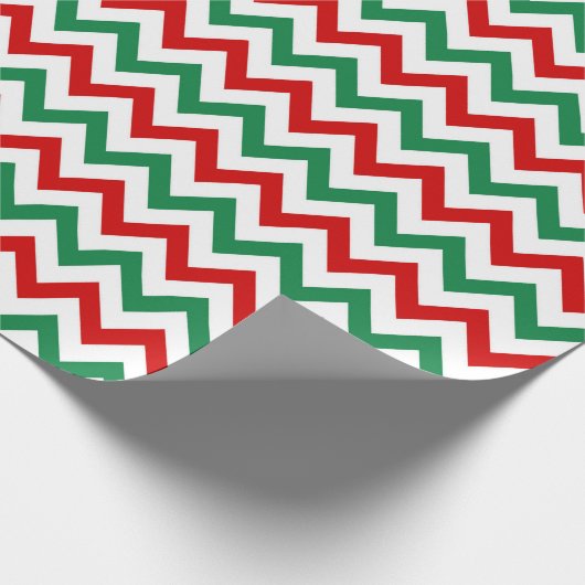 Red and Green Christmas Chevron Wrapping Paper Cadeaupapier (Hoek)