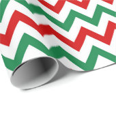 Red and Green Christmas Chevron Wrapping Paper Cadeaupapier (Rol Hoek)