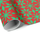 Red and Green Christmas Snowflakes Pattern Cadeaupapier (Rol Hoek)
