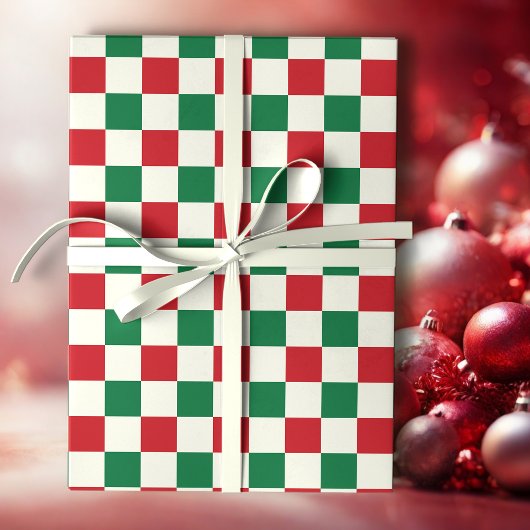 Red and Green Retro Holiday Check Pattern Cadeaupapier