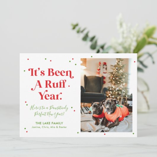 Red and Green Ruff Year Dog Photo met kerstkaart (Staand voorkant)