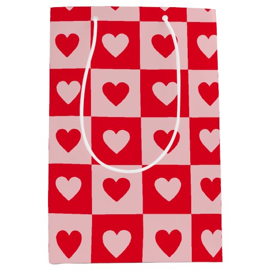 Red and Pink Hearts Checkerboard Valentine's Day Medium Cadeauzakje (Voorkant)
