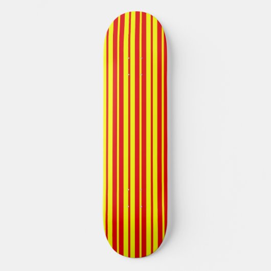 Red and Yellow Stripes Design Persoonlijk Skateboard (Voorkant)