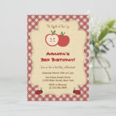 Red Apple Birthday Party Invitation Kaart (Staand voorkant)