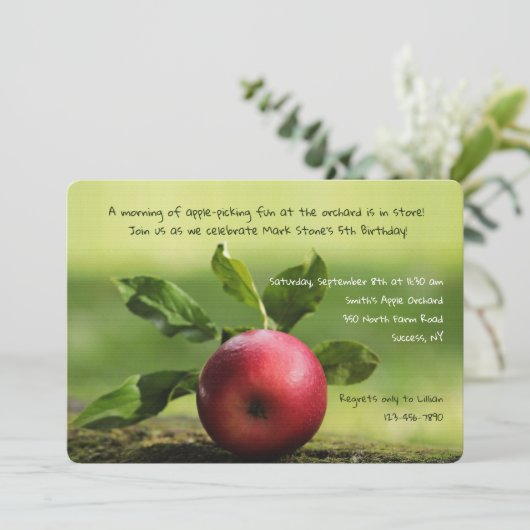 Red Apple Invitation Kaart (Staand voorkant)
