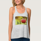 "Red Apple on Tree" Kute foto. Bestel nu Tanktop (Voorkant)