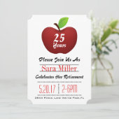 Red Apple Teacher Retirement Invitation Kaart (Staand voorkant)