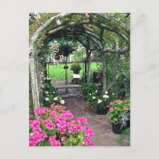 Red Arch en bloemen, Victoria, British Columbia, Briefkaart (Voorkant)