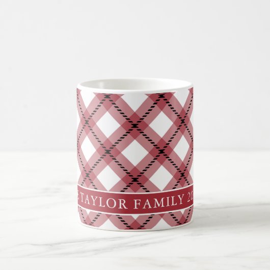 Red Argyle Plaid Farmhouse Family Name Koffiemok (Center)